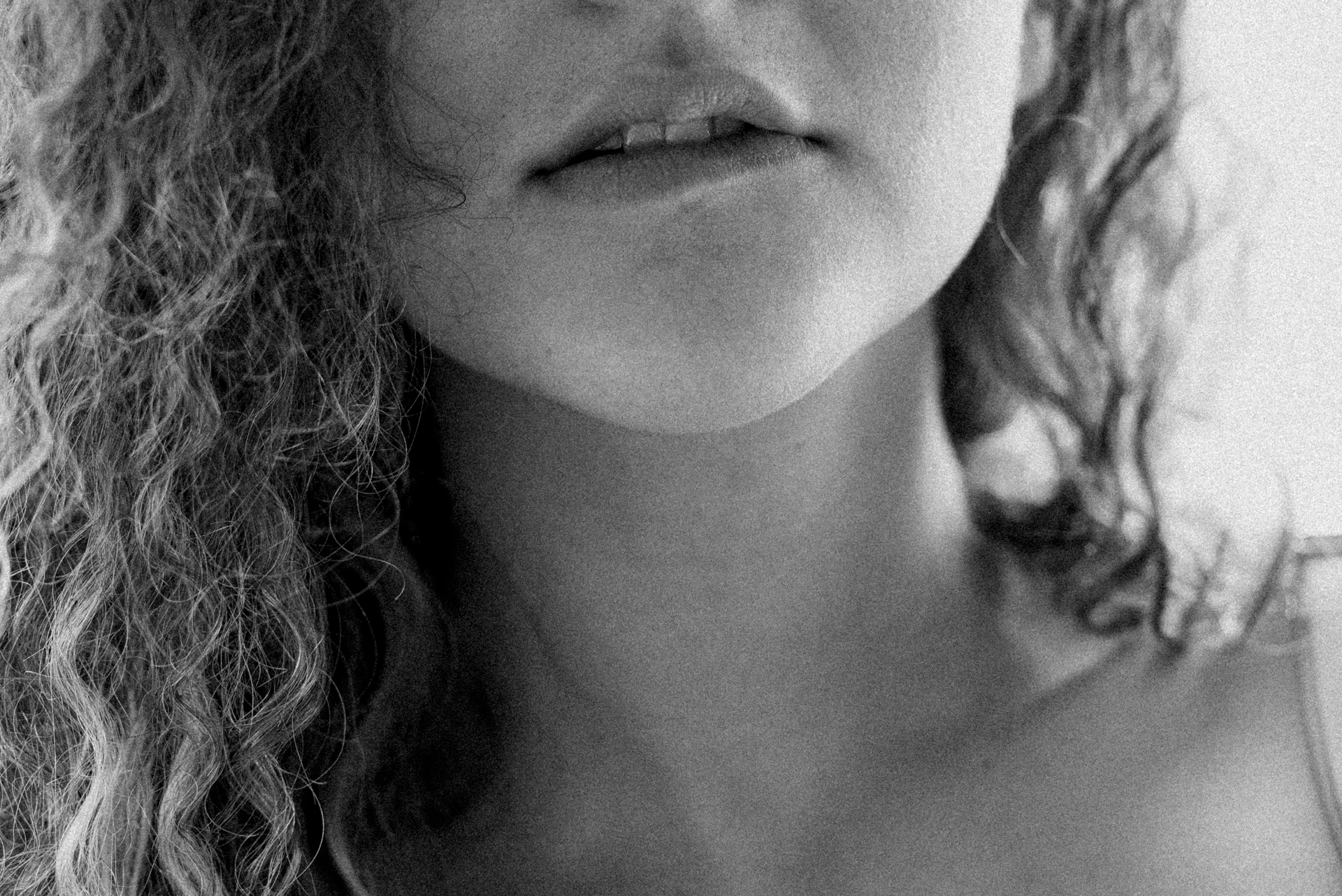 Primer plano editorial de muestra intima